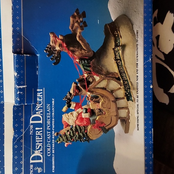 Giny Inc. 1991 Now dasher now dancer cold cast porcelain figurine - Picture 4 of 5